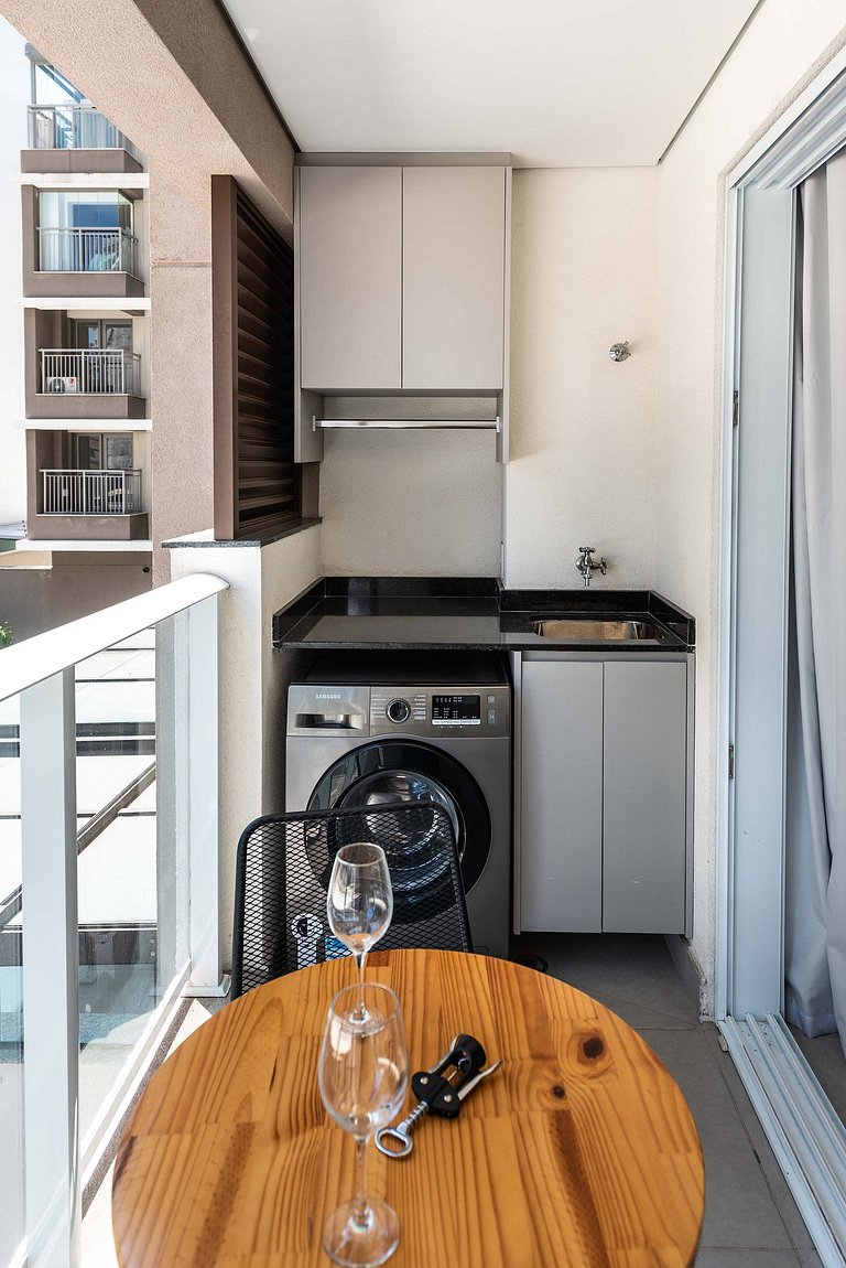 Studio Completo no coração de Moema