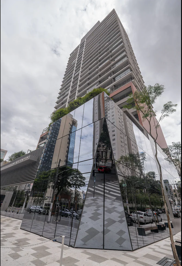 Aconchegante Studio de Alto Padrão em Moema