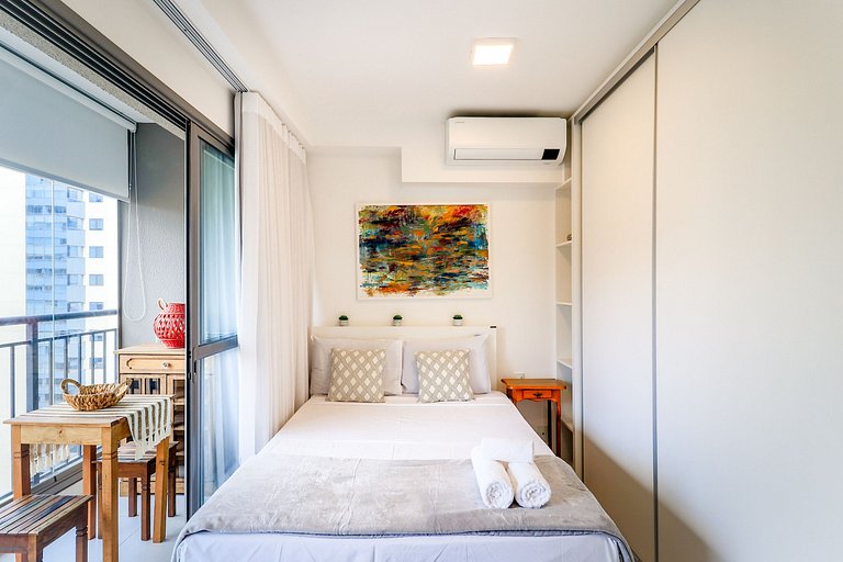 Studio Moderno Próximo ao Metrô Moema