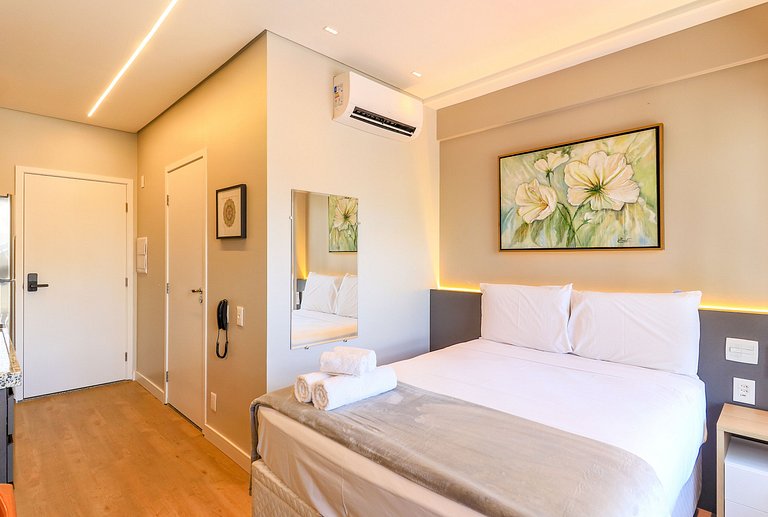 Studio Sofisticado e Bem Localizado