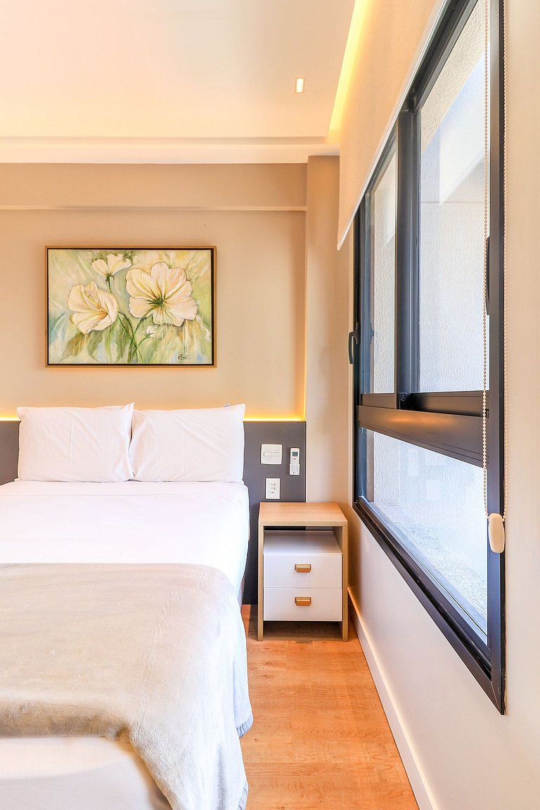 Studio Sofisticado e Bem Localizado