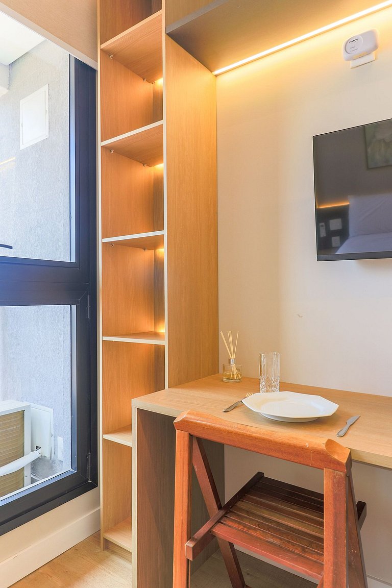 Studio Sofisticado e Bem Localizado