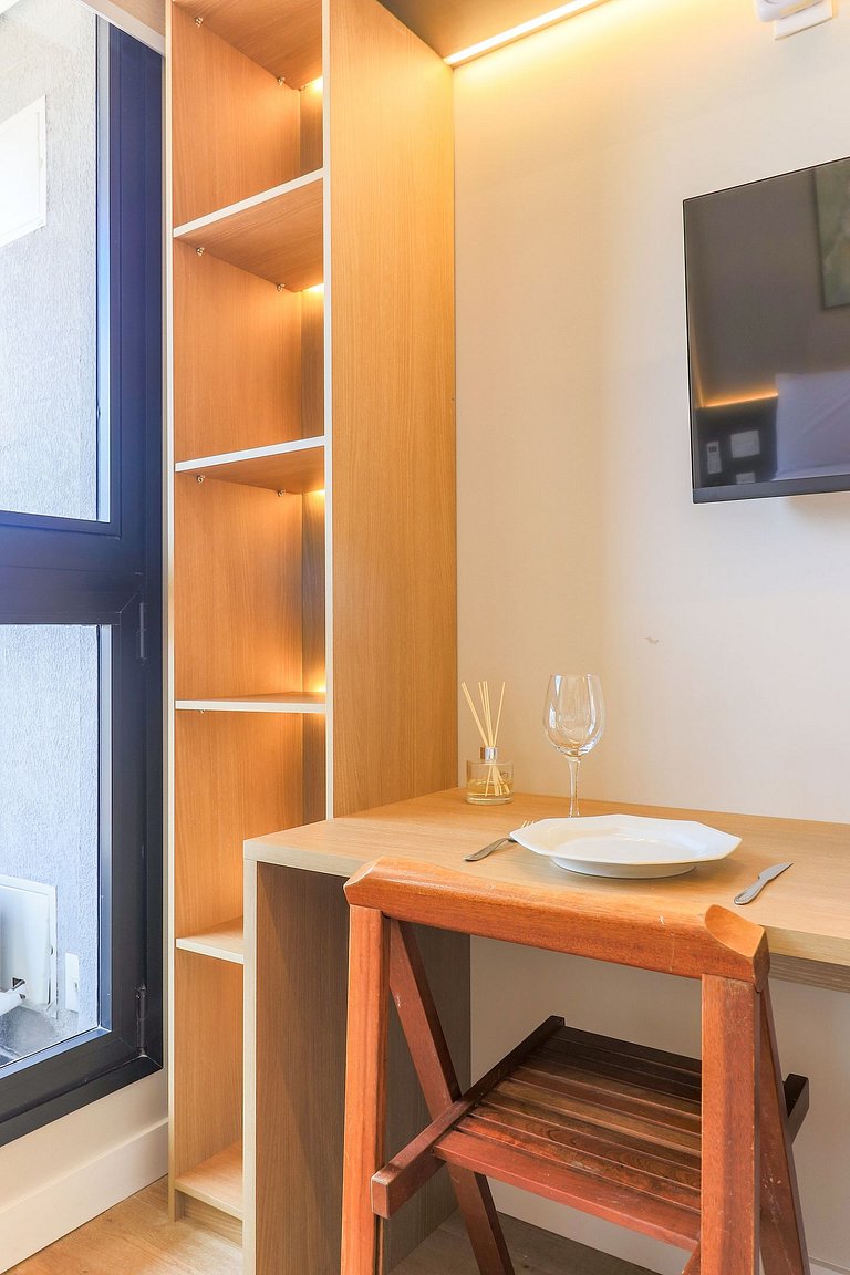 Studio Sofisticado e Bem Localizado