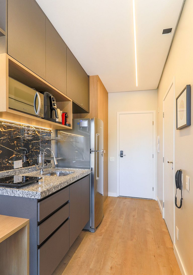 Studio Sofisticado e Bem Localizado