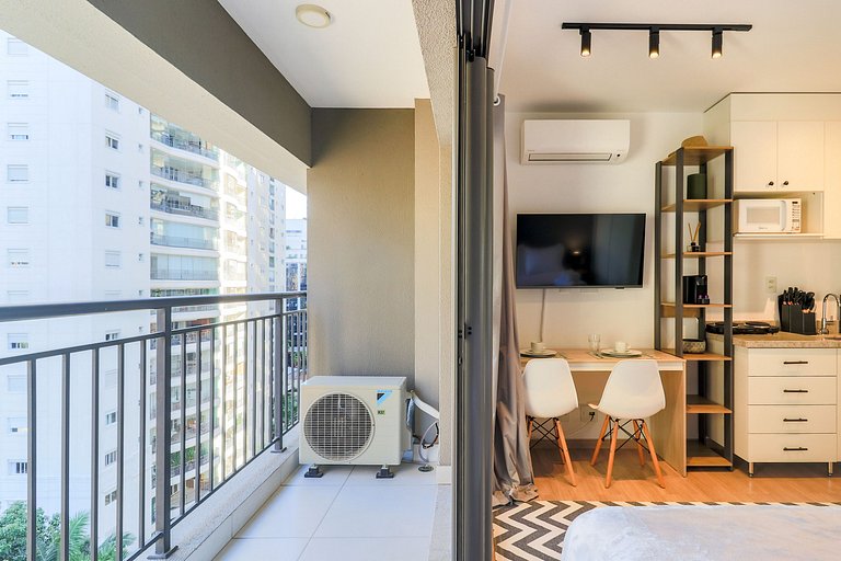 Aconchegante Studio de Alto Padrão em Moema