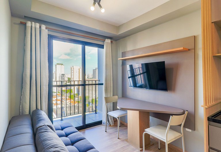 Apto Compacto e Bem Localizado na Vila Olímpia