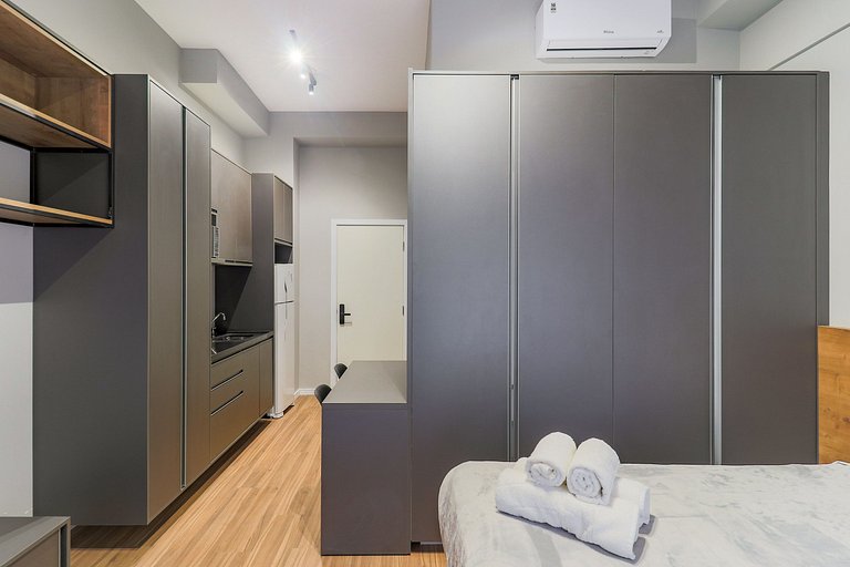 Studio em Perdizes - Novo e Confortável