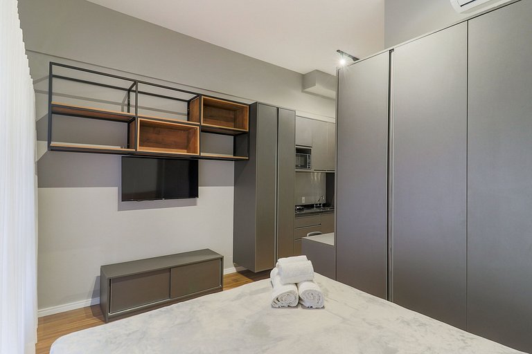 Studio em Perdizes - Novo e Confortável