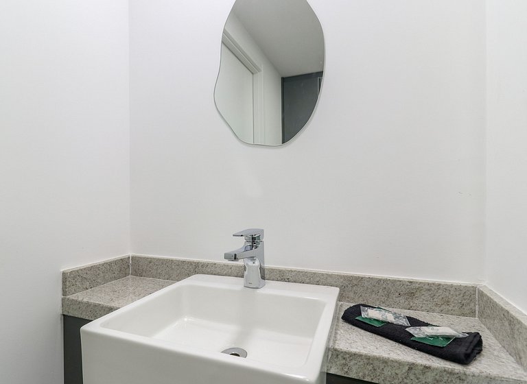 Studio em Perdizes - Novo e Confortável