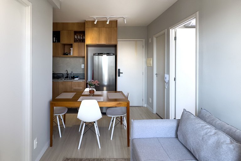 Apto Moderno com Vista Panorâmica em Moema