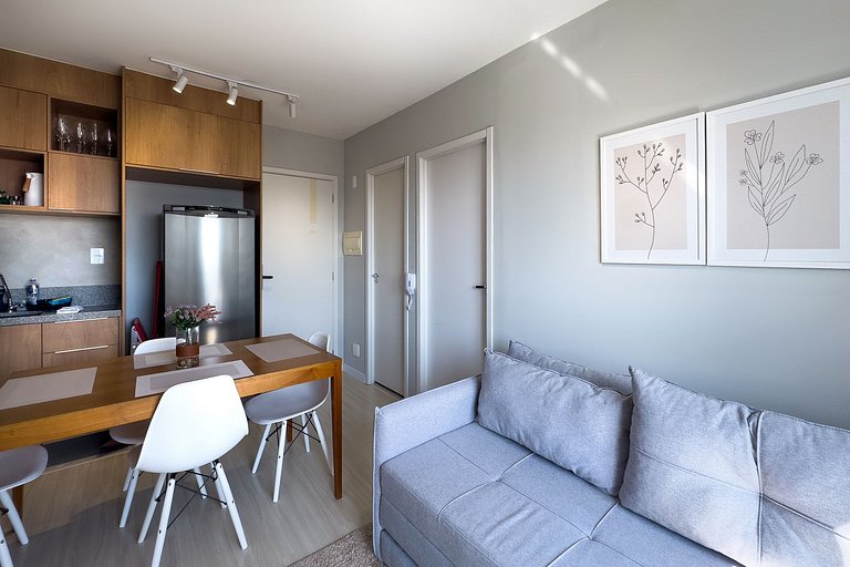 Apto Moderno com Vista Panorâmica em Moema