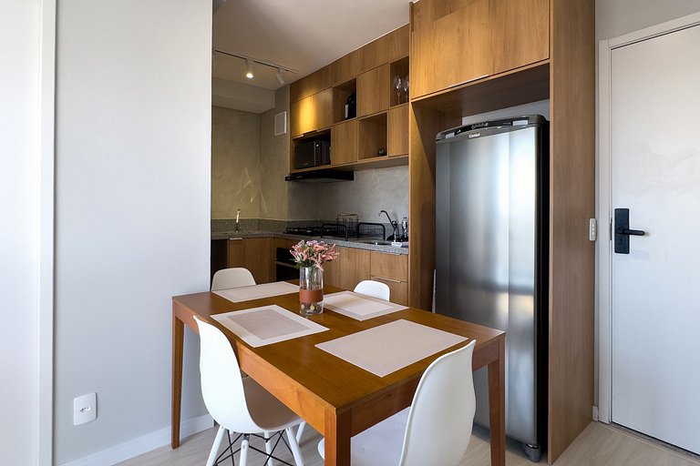 Apto Moderno com Vista Panorâmica em Moema