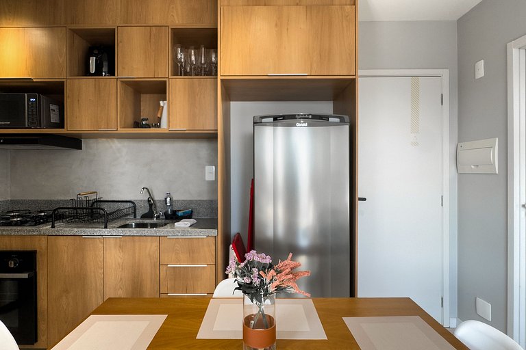 Apto Moderno com Vista Panorâmica em Moema