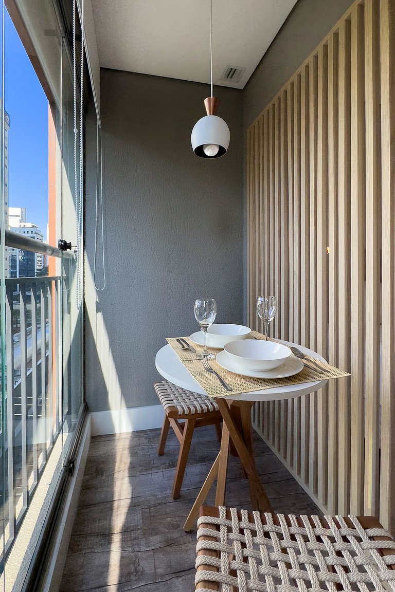 Studio Moderno Próximo ao Metrô Moema