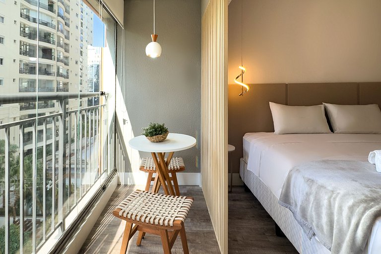 Studio Moderno Próximo ao Metrô Moema