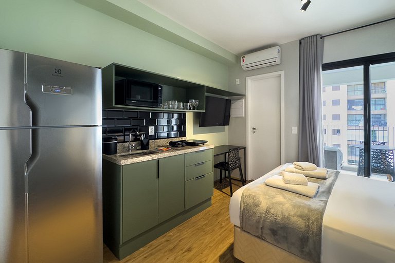 Studio Moderno a poucos passos do metro