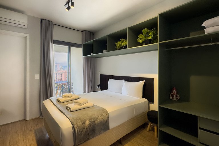 Studio Moderno a poucos passos do metro