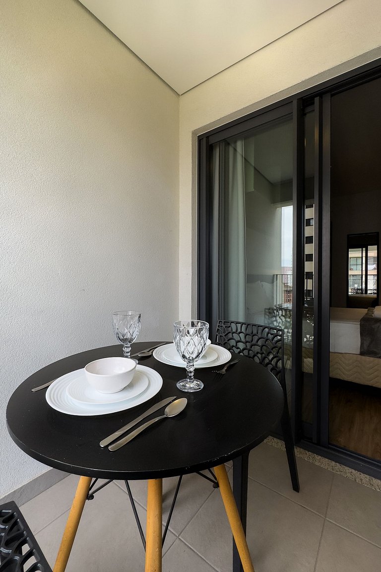 Studio Moderno a poucos passos do metro