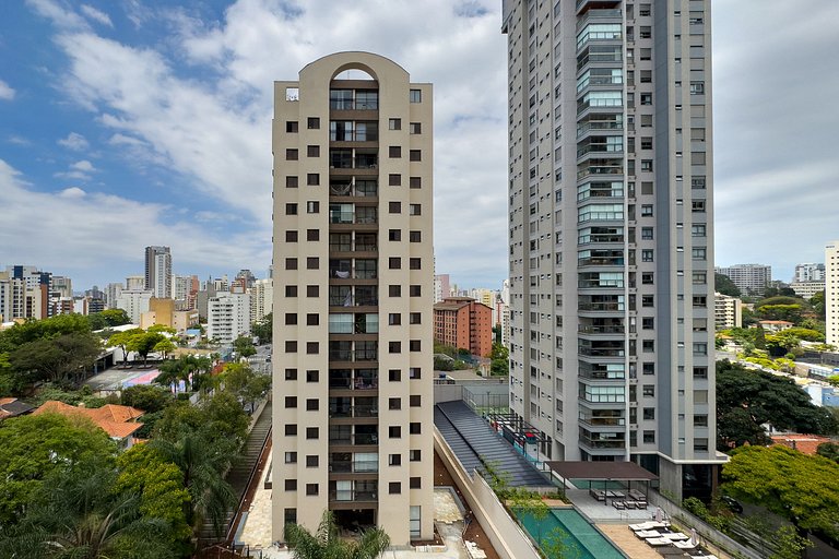 Studio Moderno a poucos passos do metro