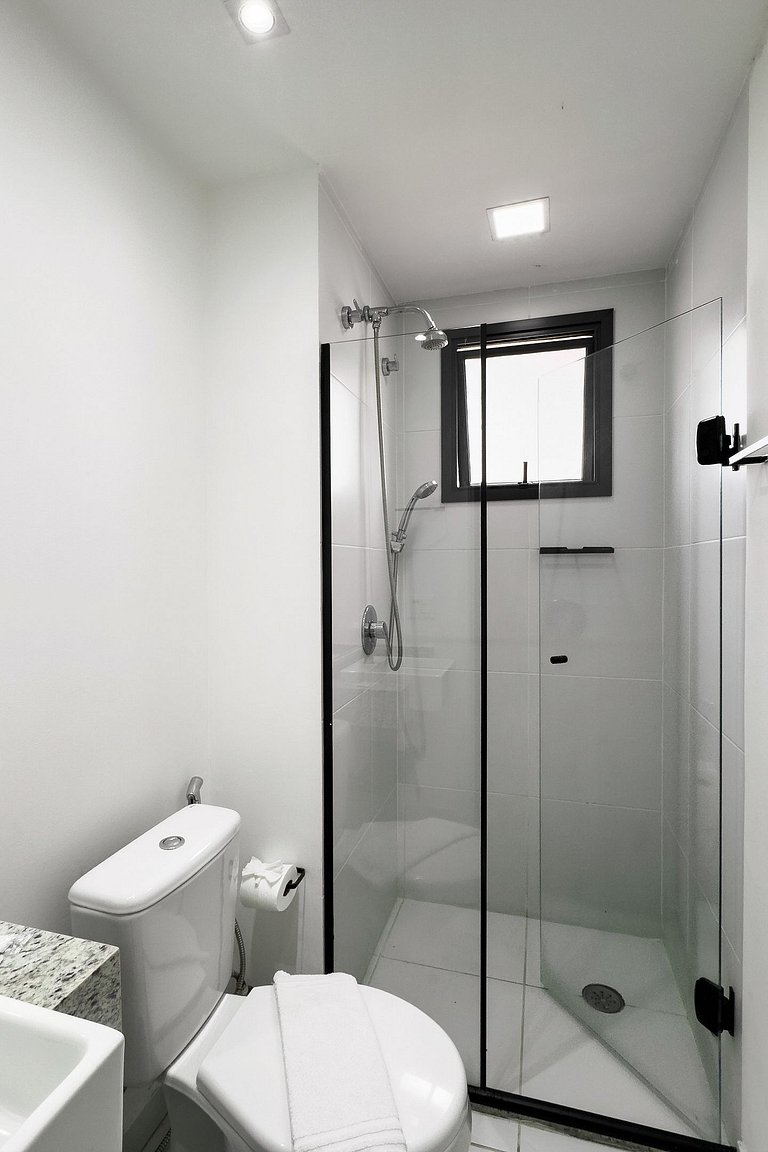 Studio Moderno a poucos passos do metro