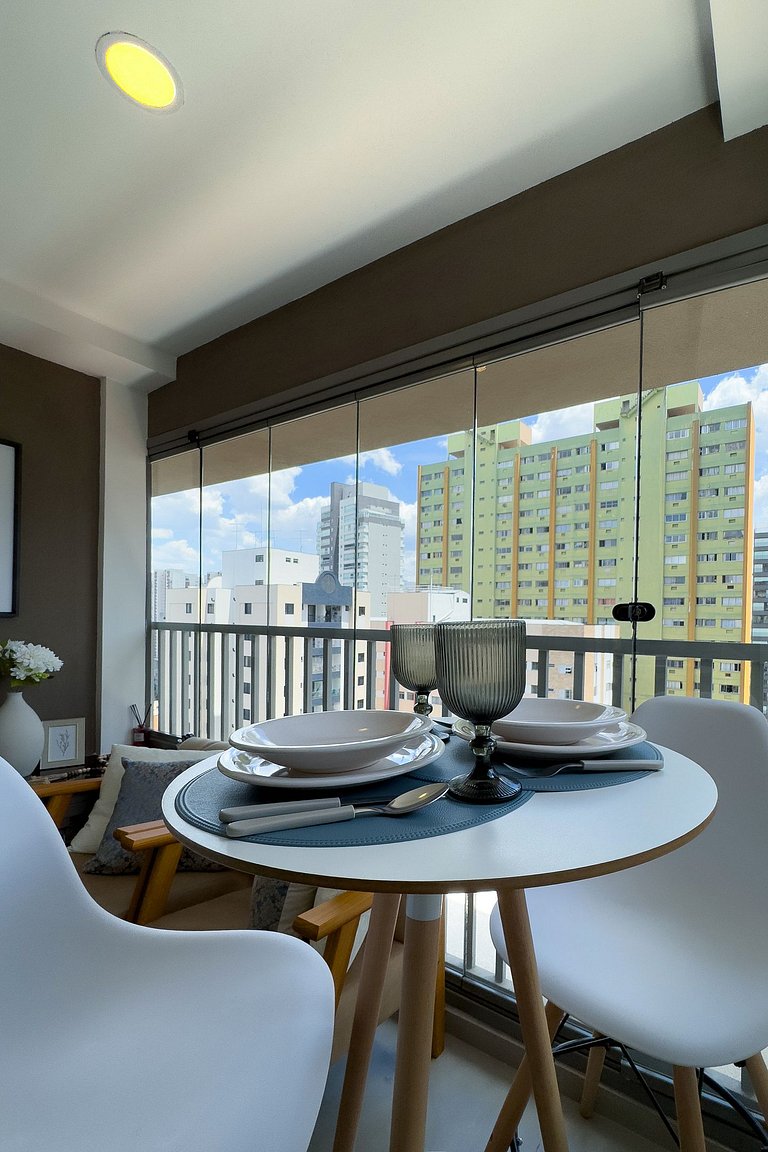 Studio Prox ao metro no Paraíso