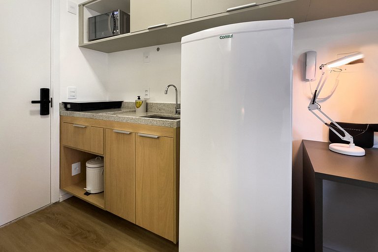 Studio Prox ao metro no Paraíso