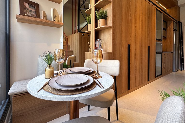 Studio luxo ao lado no coração do Jardins