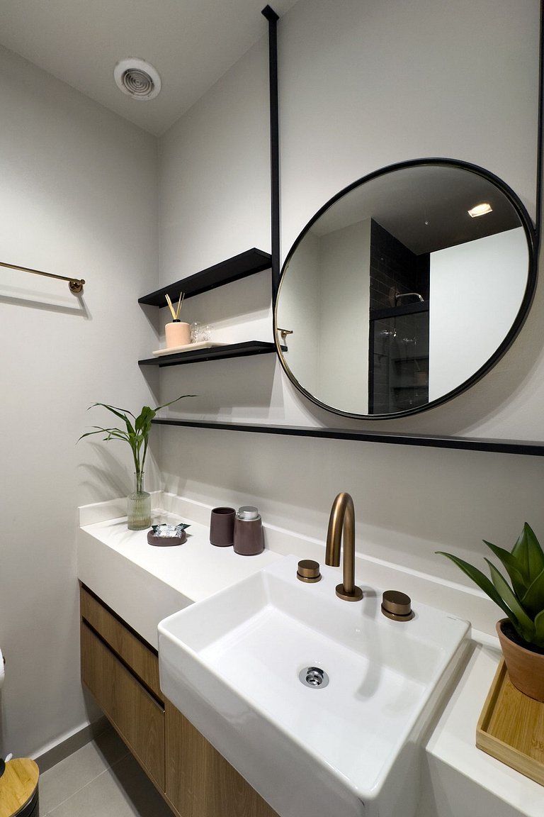 Studio luxo ao lado no coração do Jardins