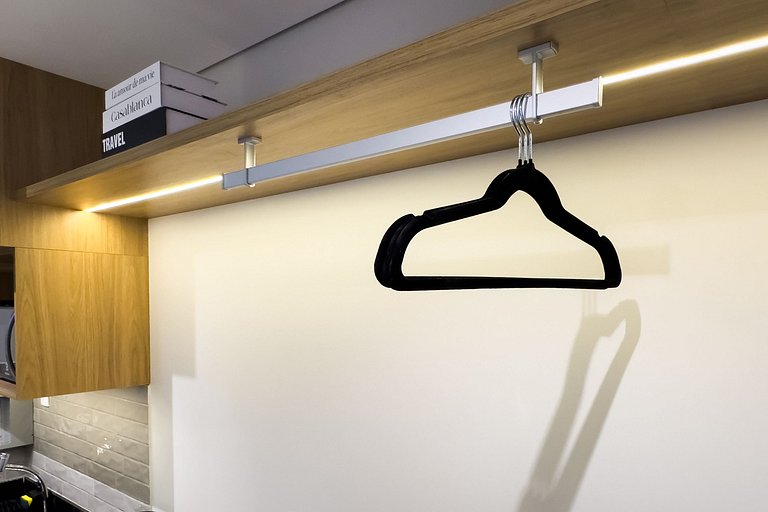 Studio completo ao lado do metro Brooklin