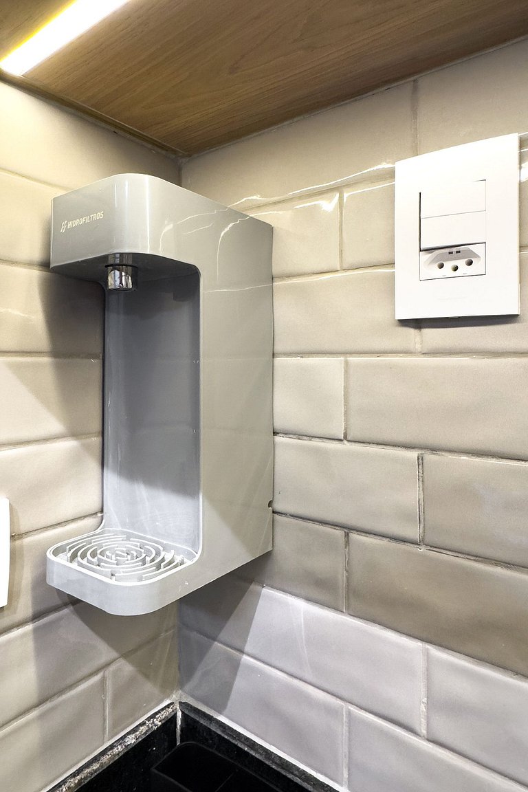 Studio completo ao lado do metro Brooklin