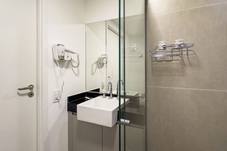 Studio completo ao lado do metro Brooklin