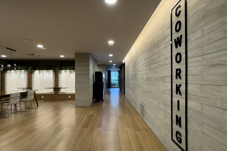 Studio completo ao lado do metro Brooklin