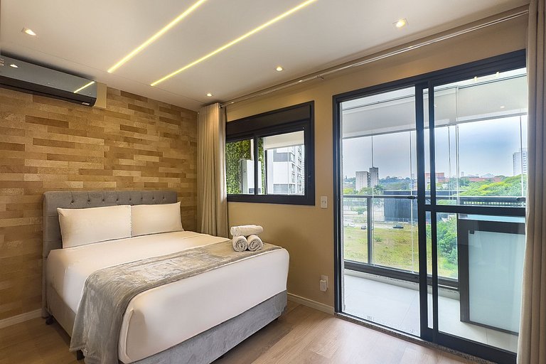 Studio ao lado do metro Brooklin Sp