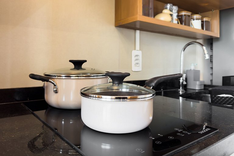 Studio ao lado do metro Brooklin Sp