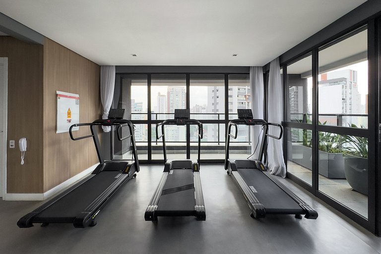 Studio ao lado do metro Brooklin Sp