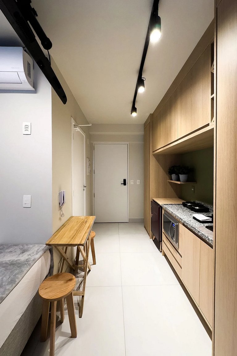 Studio a poucos metros da Av Paulista