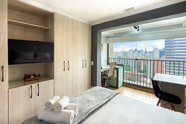 Studio Prox ao metro no Paraíso