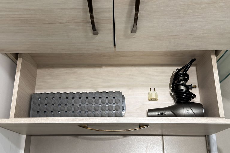 Studio Prox ao metro no Paraíso