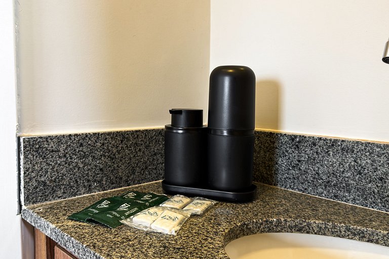 Apto completo no coração de Pinheiros, SP