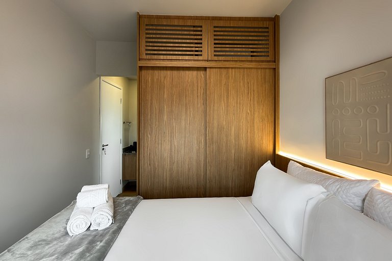 Apto completo no coração de Pinheiros, SP