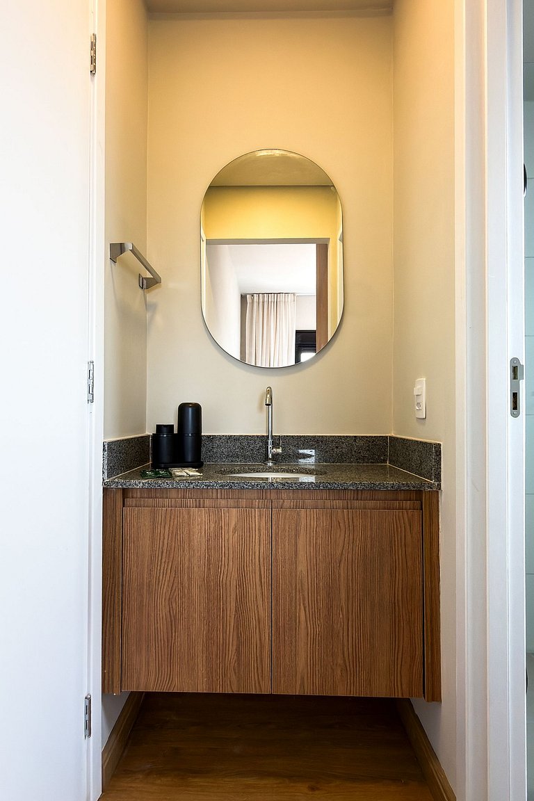 Apto completo no coração de Pinheiros, SP