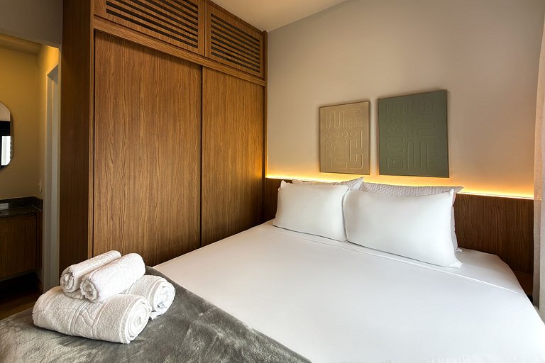 Apto completo no coração de Pinheiros, SP