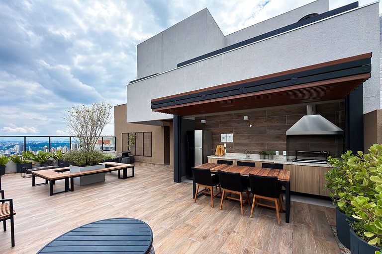 Apto completo no coração de Pinheiros, SP