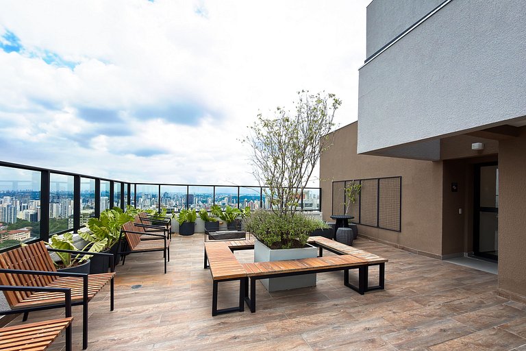 Apto completo no coração de Pinheiros, SP