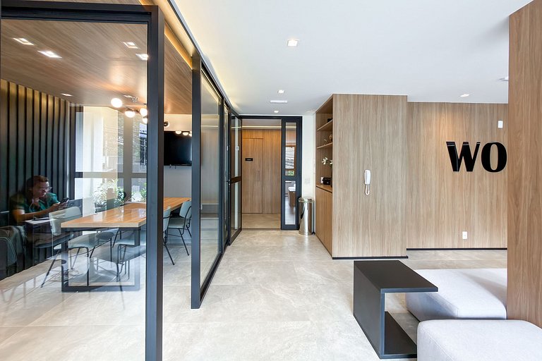 Apto completo no coração de Pinheiros, SP