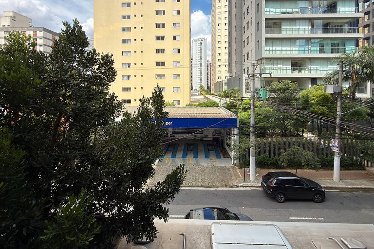 Studio moderno com vista em Moema, SP
