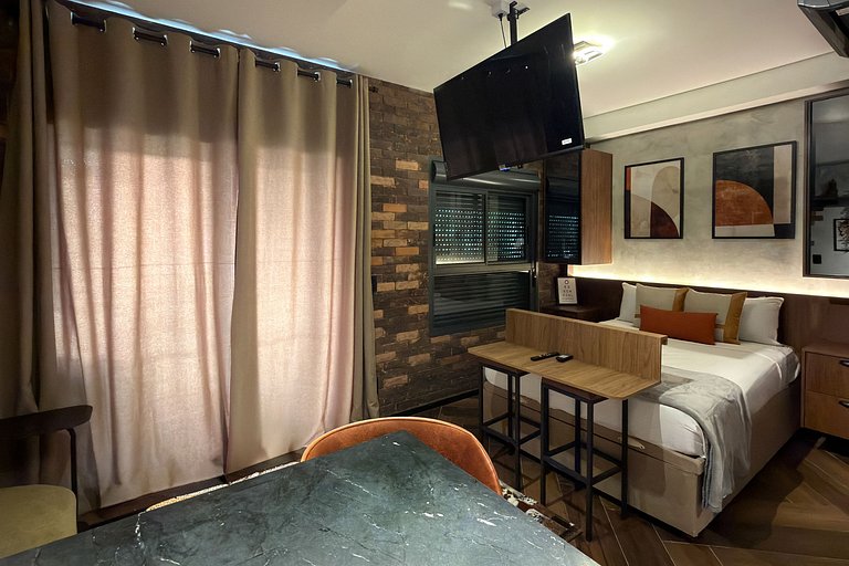 Studio moderno com vista em Moema, SP