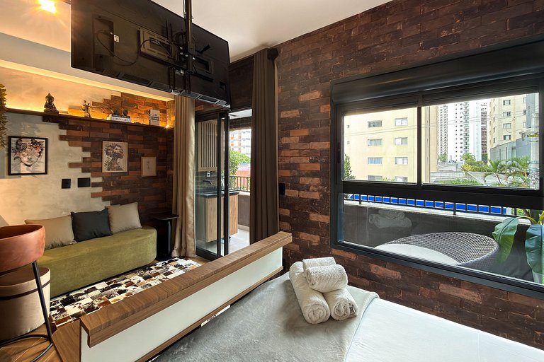 Studio moderno com vista em Moema, SP