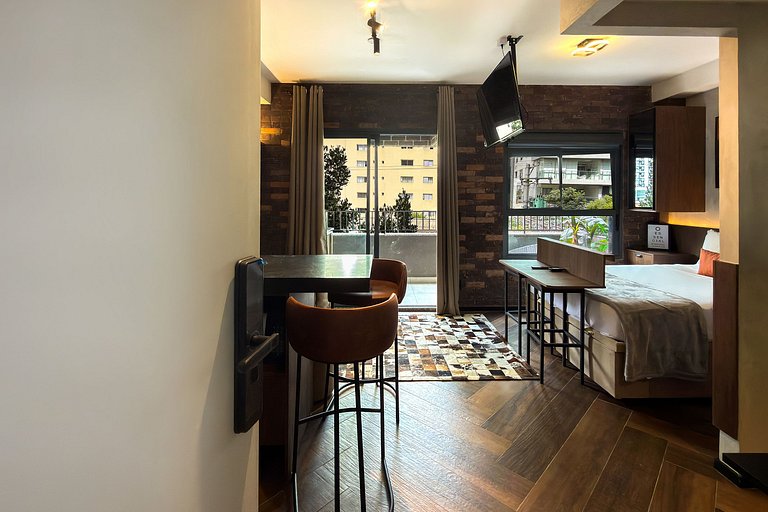 Studio moderno com vista em Moema, SP