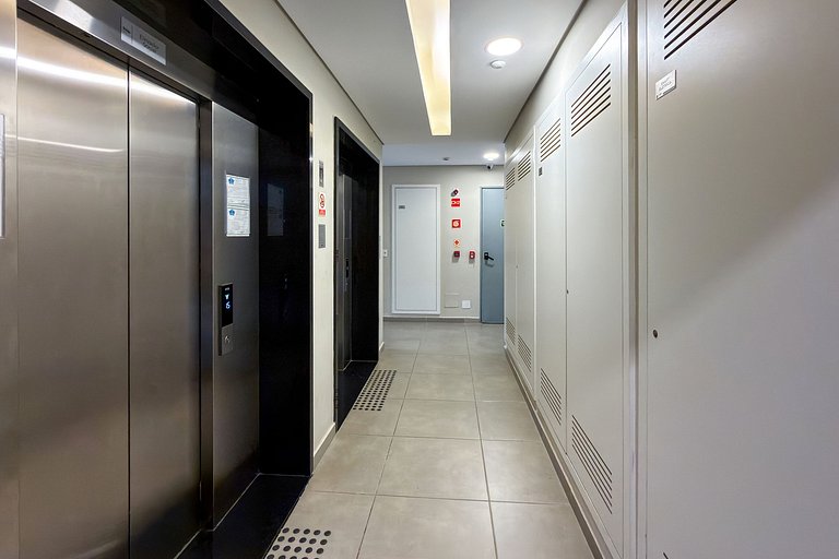 Studio Bela Vista | Varanda, Piscina e Vista